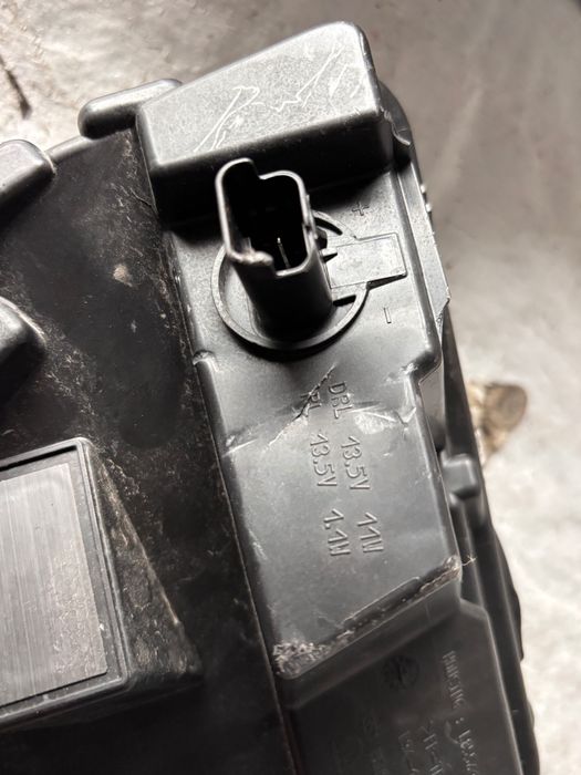 LED дневна светлина (DRL) • Peugeot 2008  23-