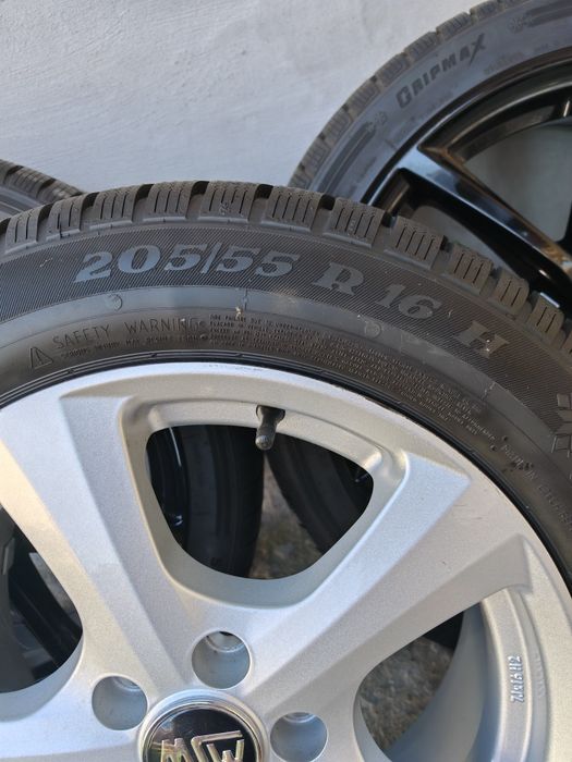 Jante aliaj 18 "plus una de 16"