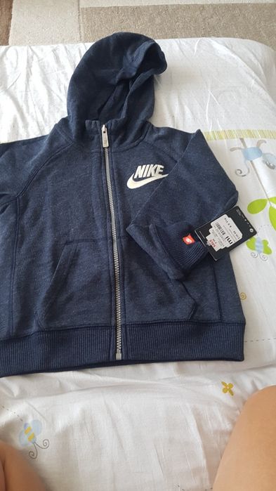 Hanorace Nike originale pt copii de la 2..3 ani la 7..ani