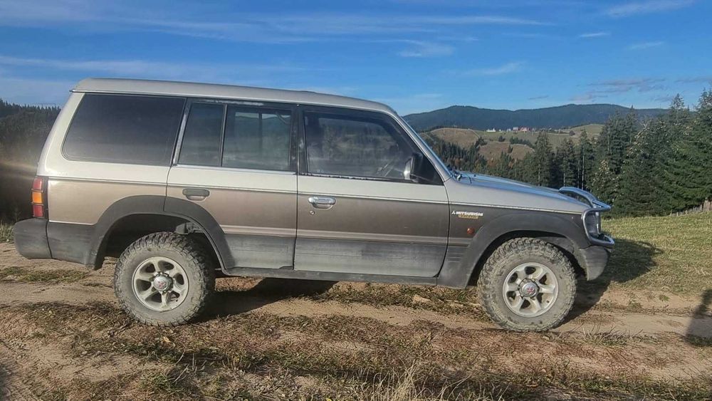 Mitsubishi pajero