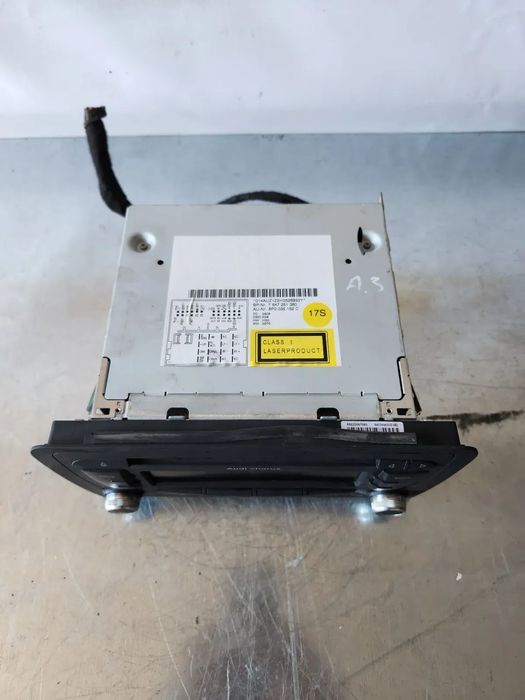 Radio Cd Player Chorus Audi A3 8P Cod 8PC