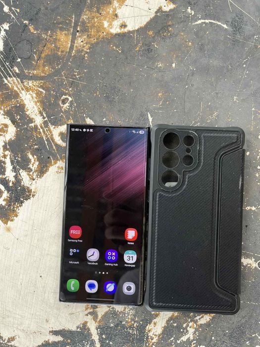 Продвам Samsung galaxy S22 Ultra 256g 12 ram