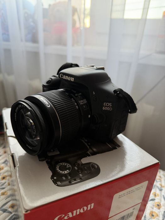 Продам Canon EOS600D