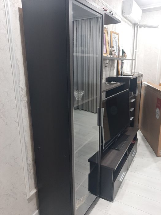 СРОЧНО Продам стенку за 25000 , ОЧЕНЬ ДЕШЕВО