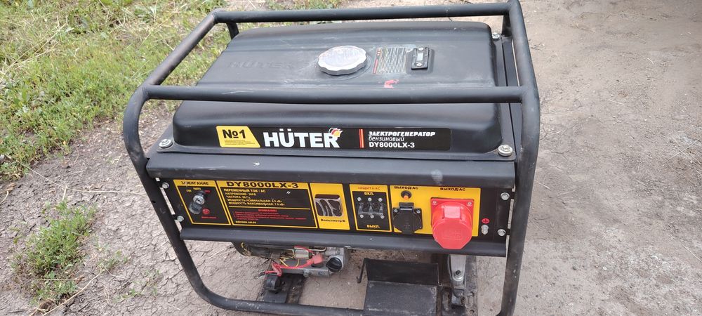 Бензиновый электрогенератор