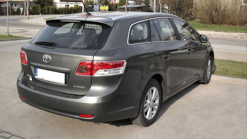 Toyota Avensis (T27), 2009-2012 PIESE AUTO