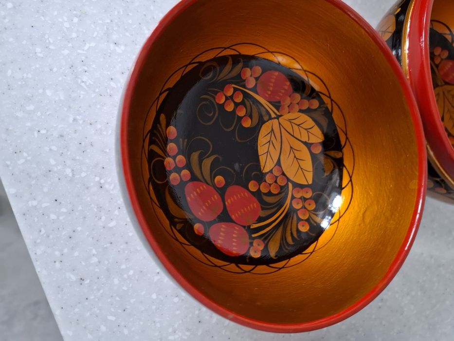 Продаю  деревянные чаши 4 штуки