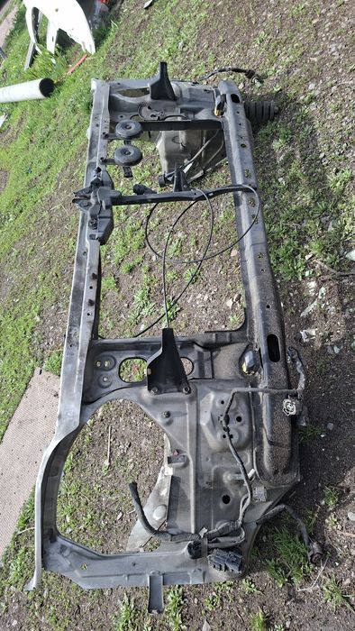 Телевизор на Тойота прадо 120