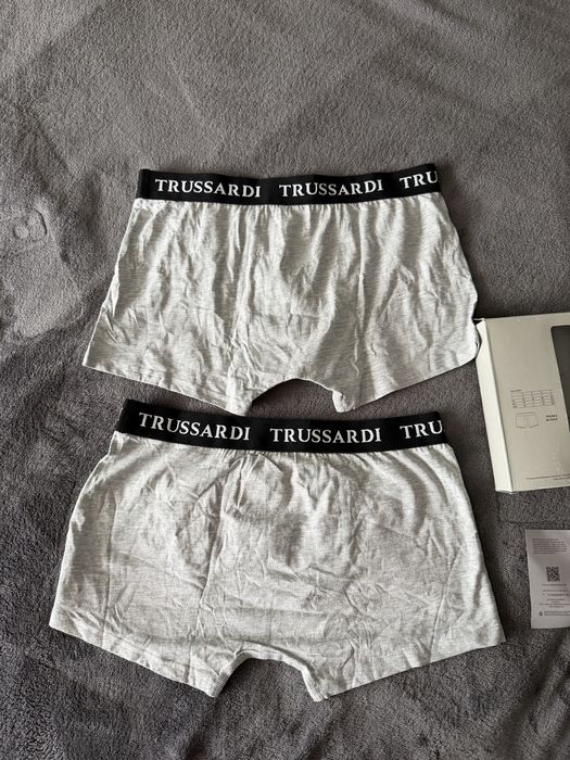 Trussardi set 2 boxeri barbatesti gri cu banda elastica neagra mărimea L noi originali