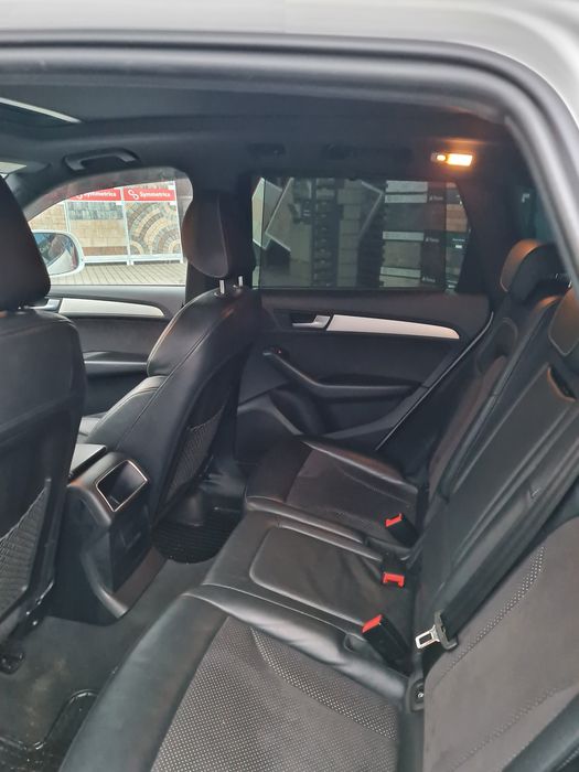 Audi Q5 S-line 2.0 Tdi Adblue 190 cp