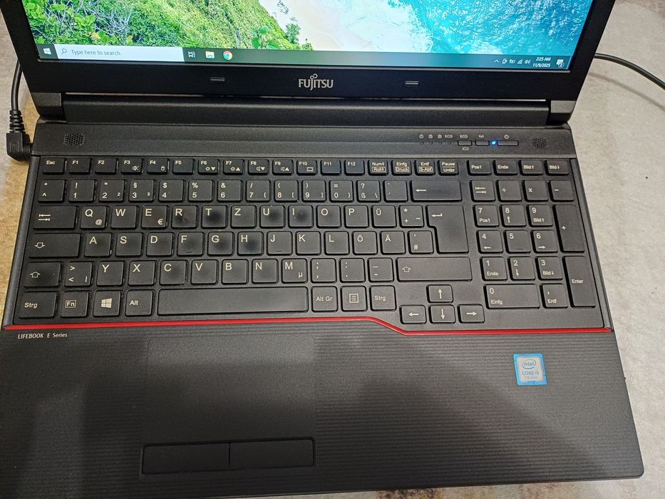 Laptop Fujitsu I5 gen 7