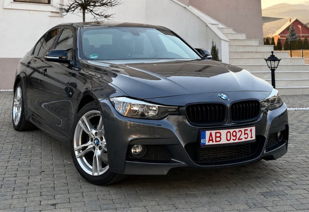 Bmw  325 f30 2.0 D 218 cp Manual  M-pachet