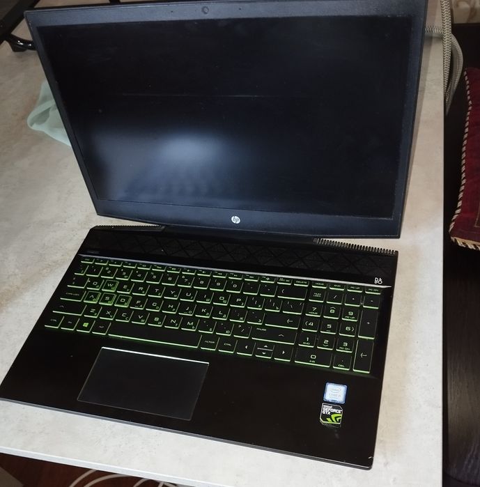 Ноутбук HP pavilion gaming 8th gen.