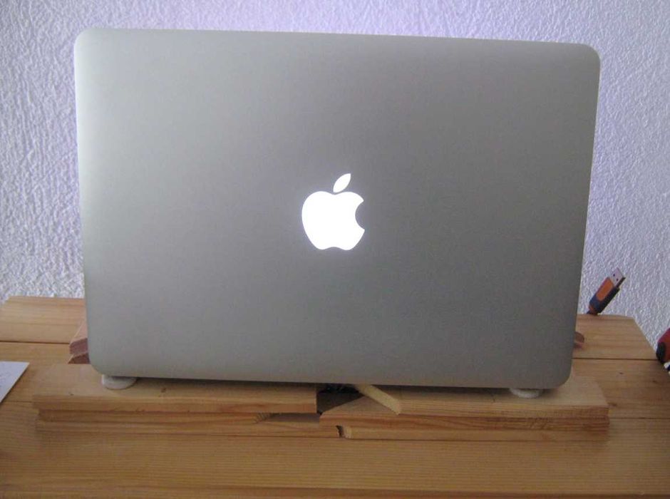 Macbook Pro 2015 13'' Retina Display I5 2.9ghz 8GB Ram 512 SSD