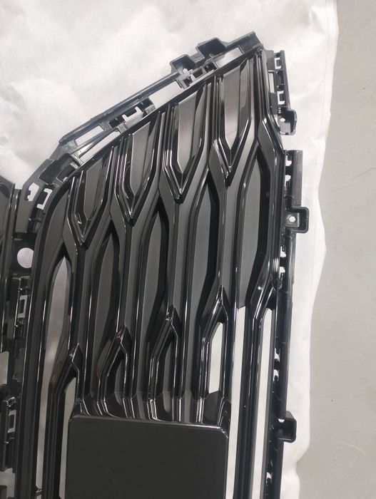 продам решетку радиатора