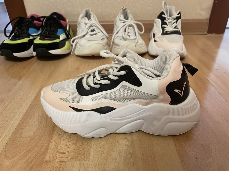 Кроссовки 3 пары для девочки