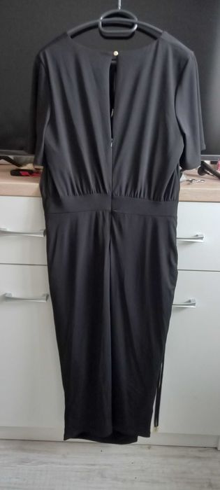 Рокля за красивата жена