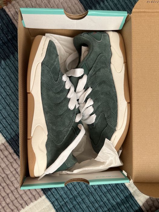 Кросовки из США оригинал мне просто не подошло