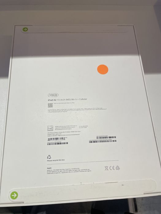 Срочно! Ipad air 13-inch (m3) wifi + Cellular