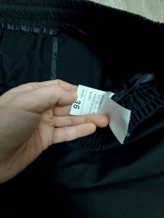 Продам джоггеры новые