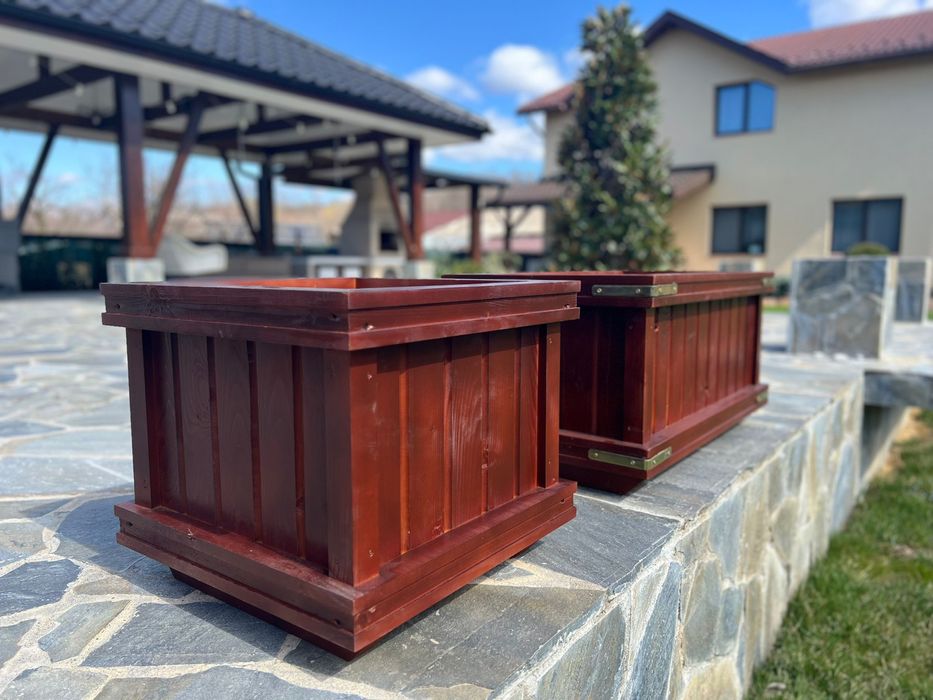 Mobilier de gradina - ghiveci - jardiniere - bancute - mese - leagan