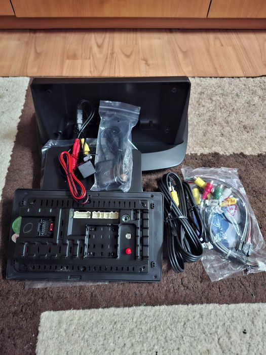 Navigație Car Play 9.5" model Tesla Megane 2.3 .. Dacia Duster