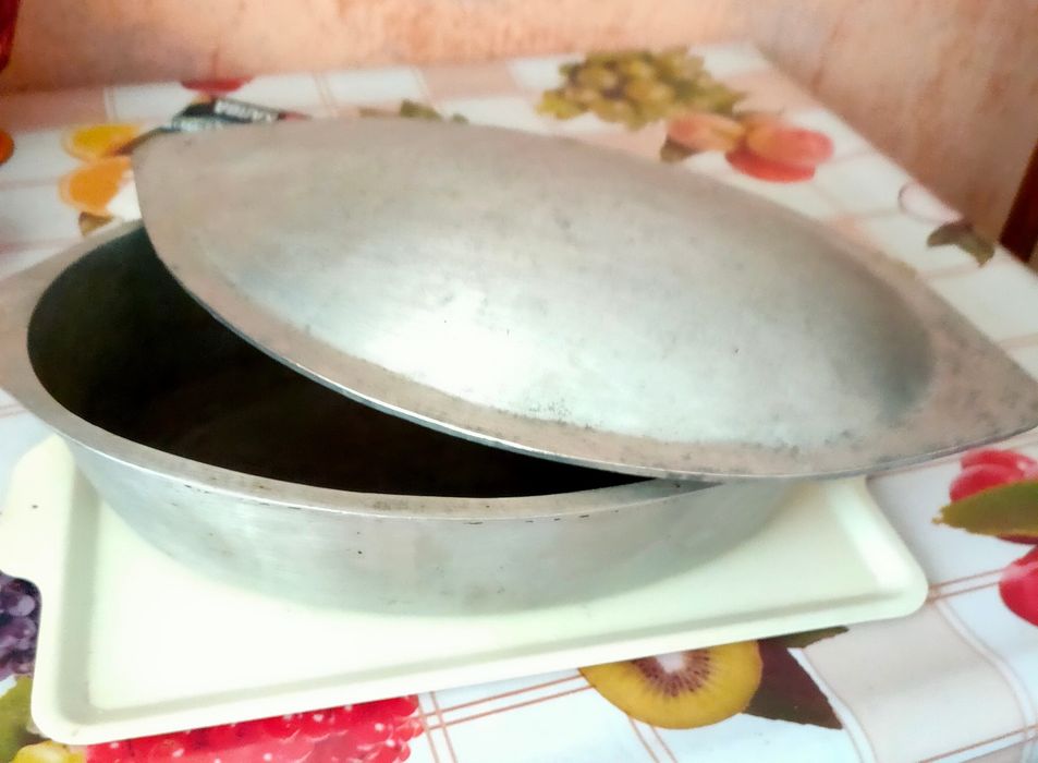 Продам советскую утятницу