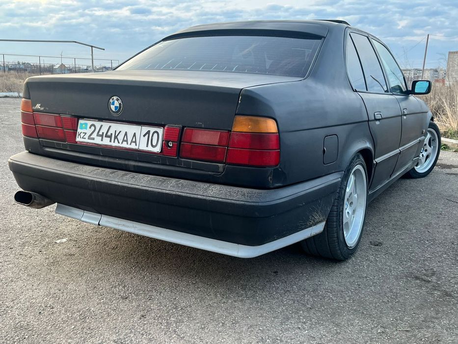 БМВ е34 м50б20 с вложением