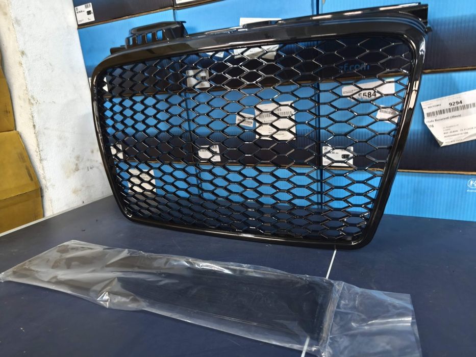 Grila fagure audi A4 b7