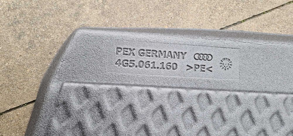 Audi A6 2012-18/C8 stelka bagajnik