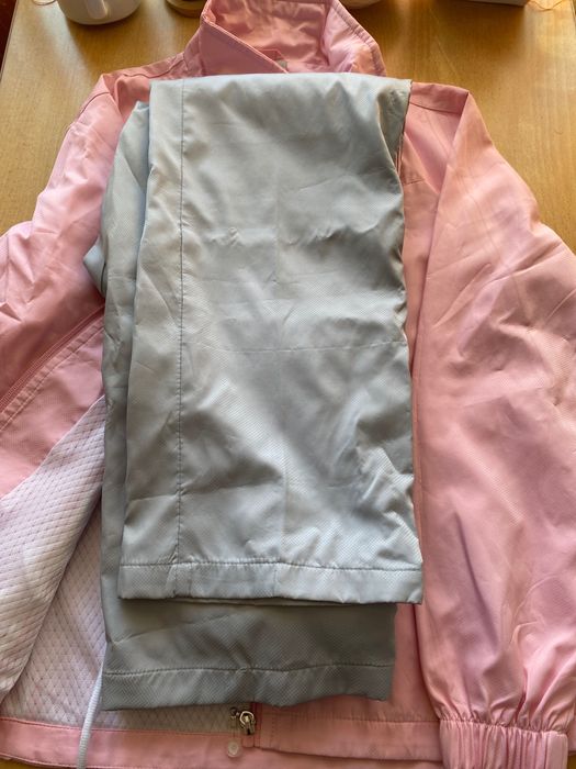 Костюм спортивный на девочку