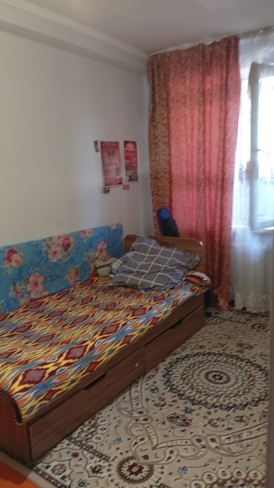 Продается 4 комнатная квартира