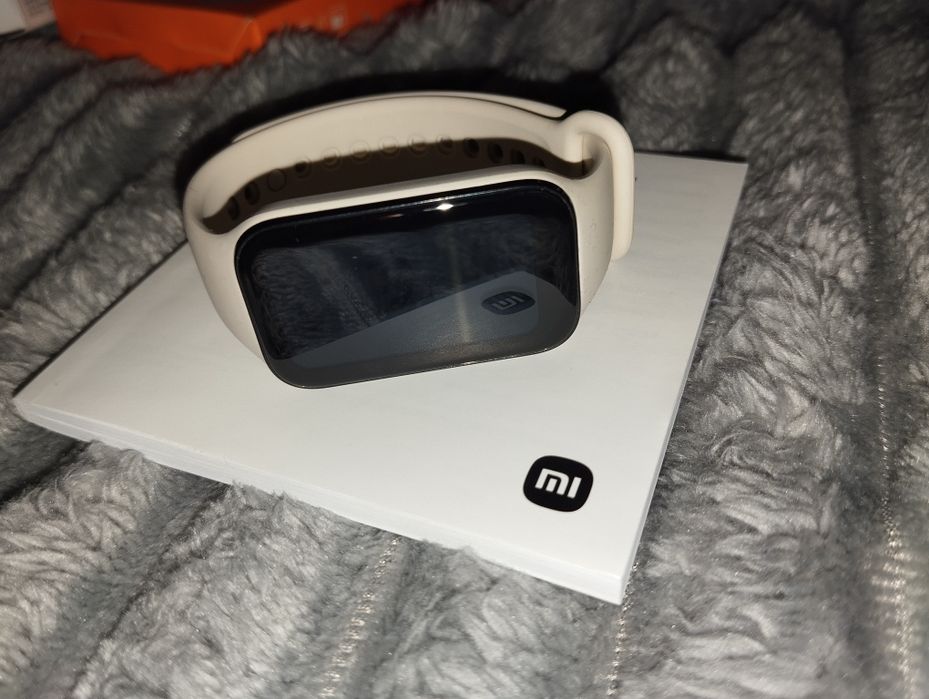 Фитнес браслет Redmi Smart Band 2