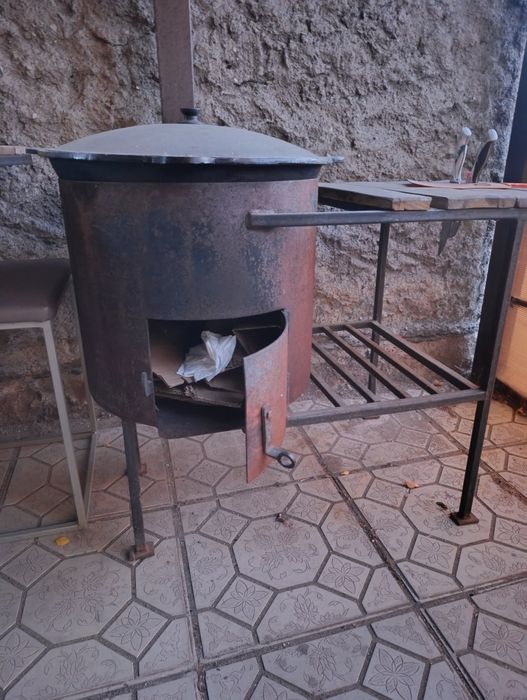Продам мангал и казан