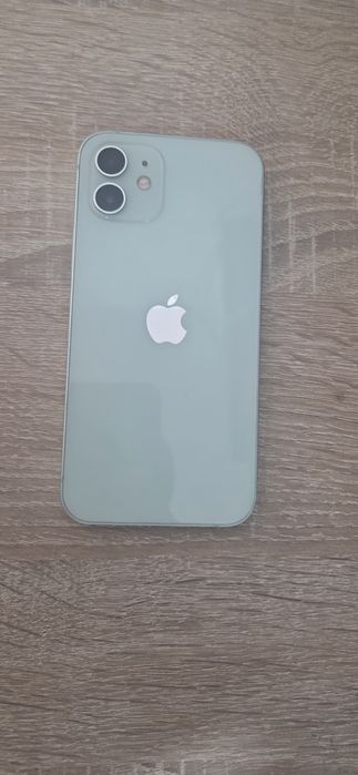 Vând iphone 12 impecabil 64 giga