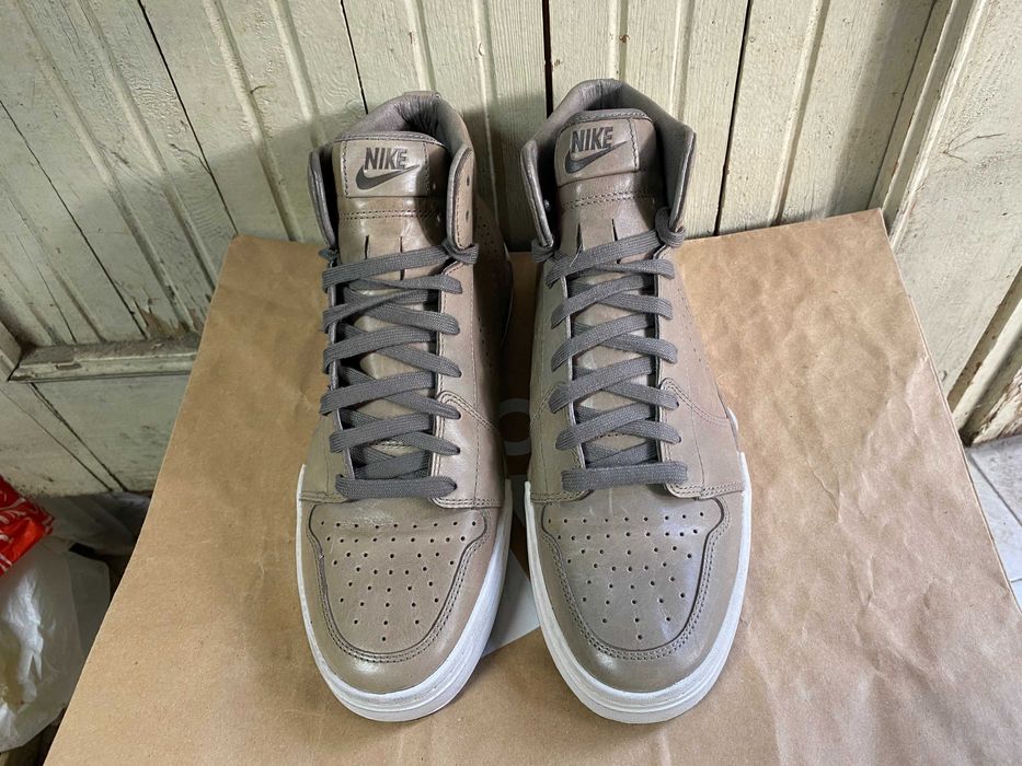 ''Nike Air Royal Mid''оригинални мъжки маратонки 43 номер