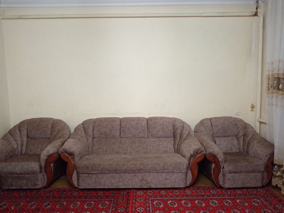 Диван кресло сотилади