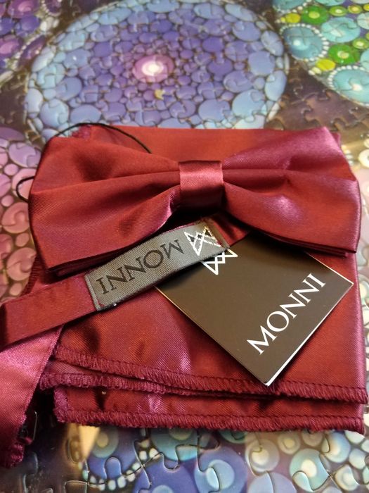 Официален син мъжки костюм, с риза, панталон и аксесоари MONNI