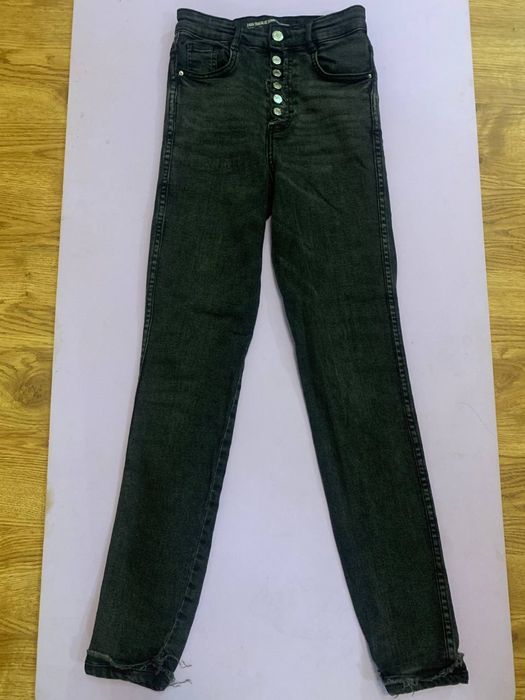 Zara джинсы идеальное срстояние