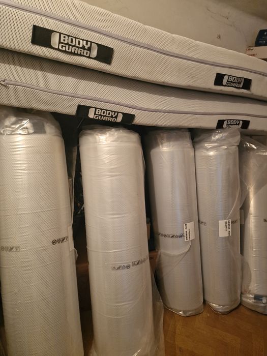 De vanzare saltea 1m×200m