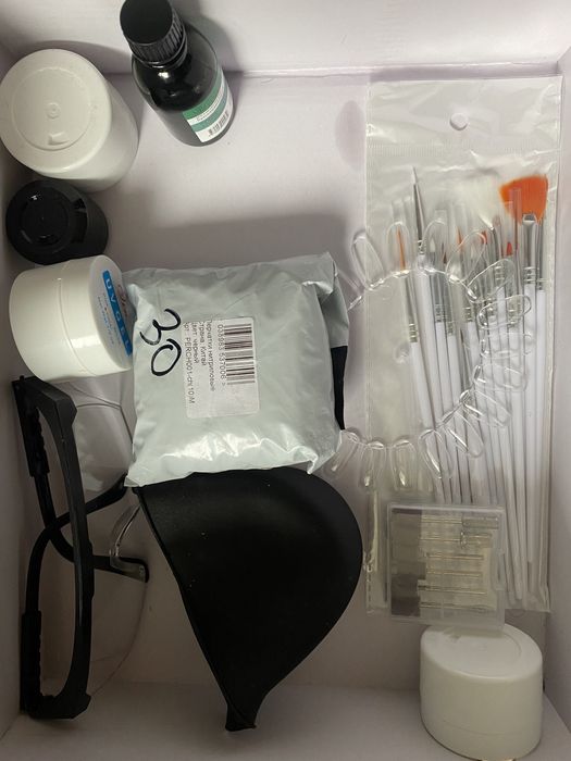 Подам все для маникюра