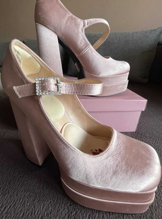 Дамски обувки, цвят пудра - сатен