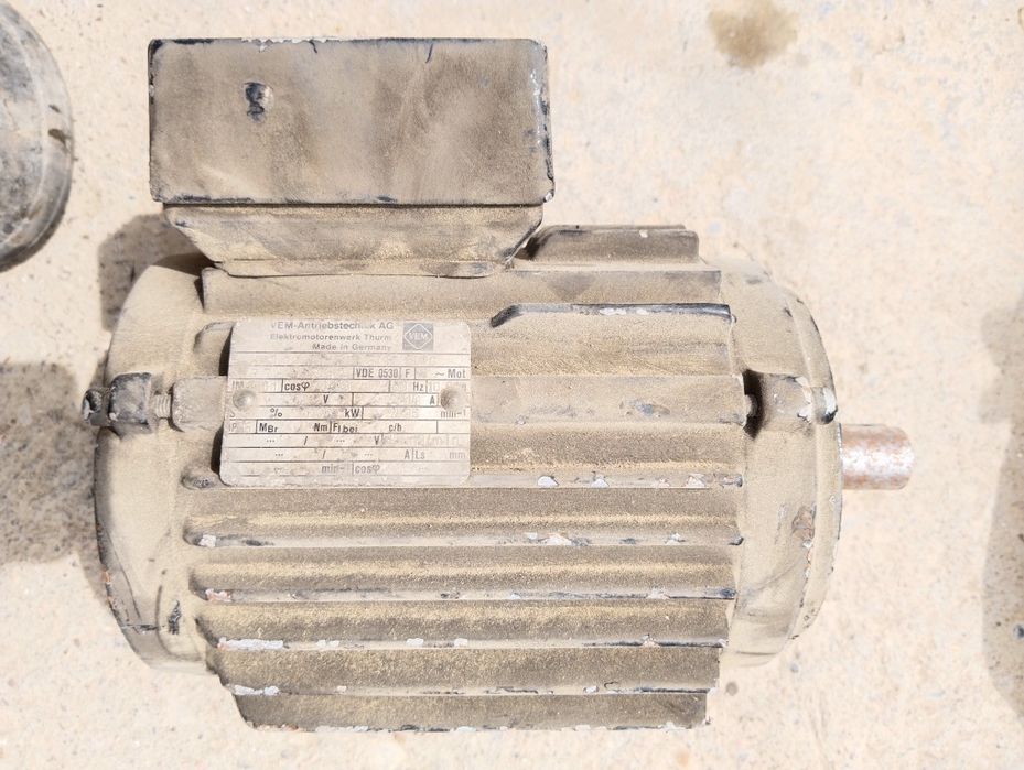 Электродвигитель