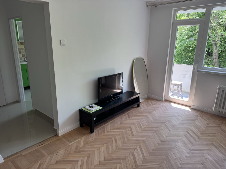Proprietar inchiriez 2 camere zona Sun Plaza
