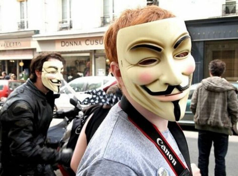 Masca Anonymous Vendetta Noi ambalate!