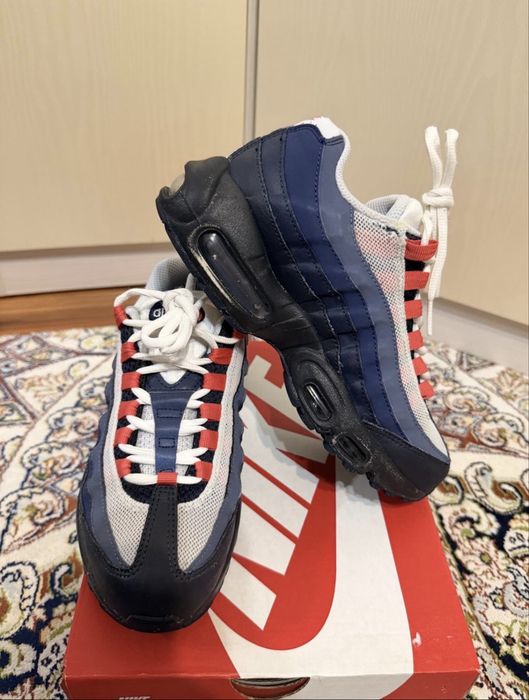 Кроссовки Nike