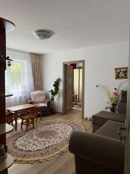 Apartament 2 camere | 280 lei/noapte | 750 m de plajă | Parter | Regim hotelier