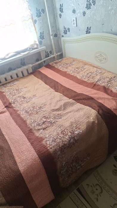 Продаётся диван в хорошом состоянии