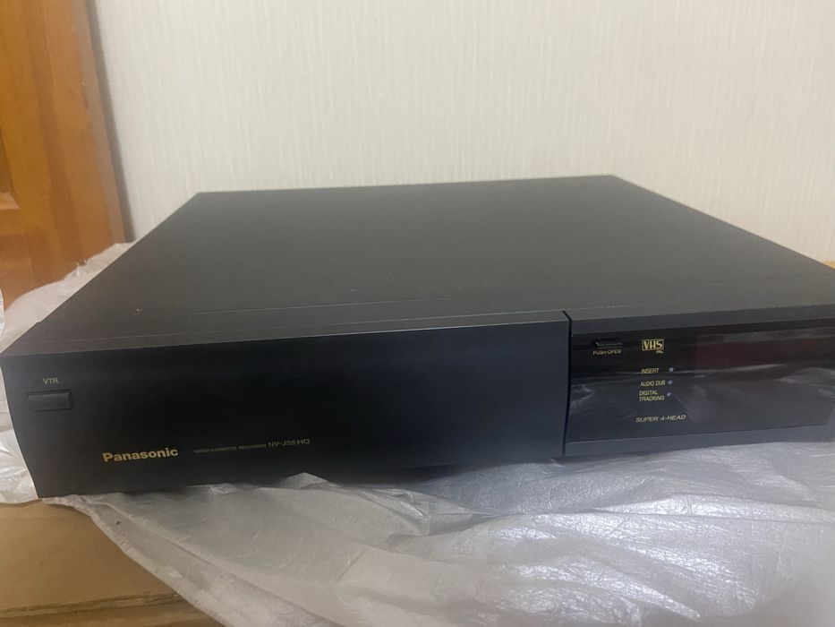 Видеомагнитафон Panasonic