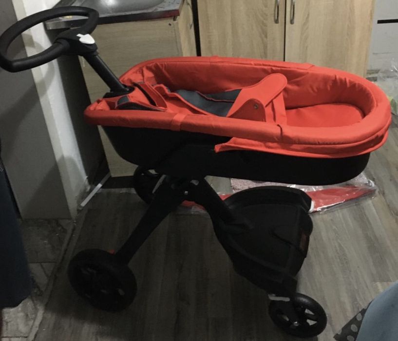Продам коляску dland, красный цвет, 2в1